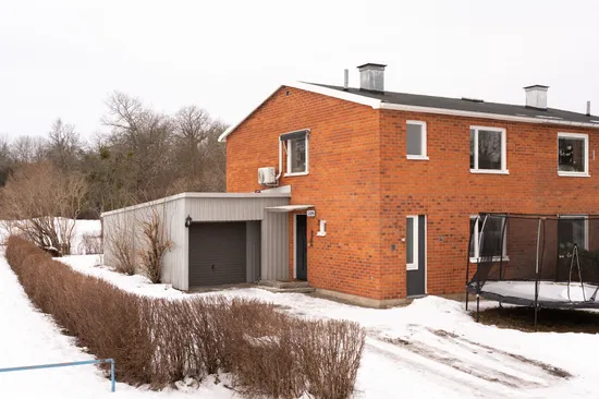 Villa, Radhus, Kaserngatan 225, Viksäng, Västerås