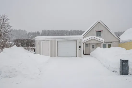 Villa, Sadelvägen 1, Österro, Sundsvall
