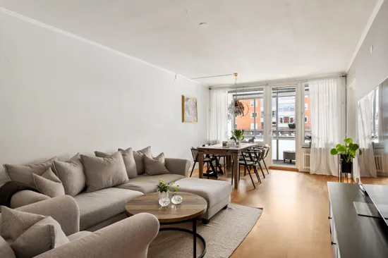 Bostadsrätt, Åkerbyvägen 140, 1tr, Täby Centrum, Täby