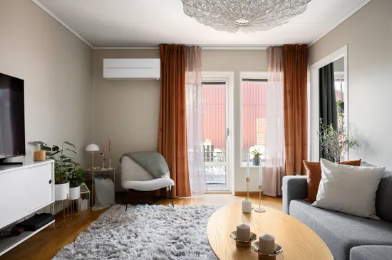 Radhus, Blomstergränd 63, Vistaberg, Huddinge