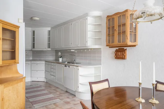 Radhus, Champinjonvägen 28, Huddinge Sörskogen, Huddinge