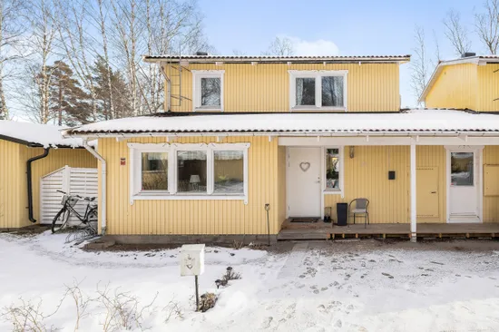 Villa, Radhus, Lingonvägen 21, Östra Ormsta, Vallentuna