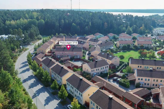 Radhus, Pilsbovägen 37B, Sigtuna - Pilsbo, Sigtuna