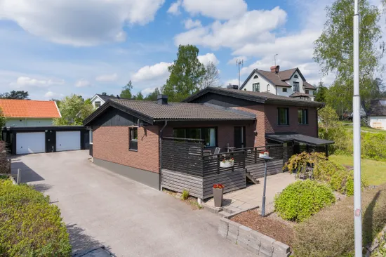 Villa, Alingsåsvägen 35, Sjömarken, Borås