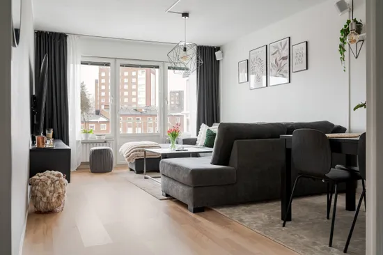 Bostadsrätt, Rådsvägen 5B, Kvarnbergsplan, Huddinge