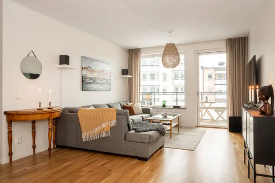 Bostadsrätt, Byalagsvägen 4A, Stuvsta centrum, Huddinge