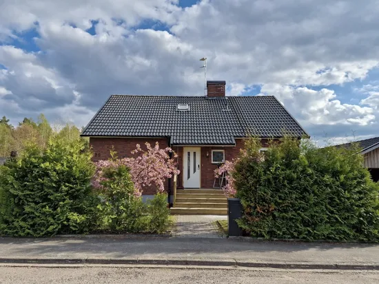 Villa, Tivedsgatan 20, Ladukärr, Mariestad