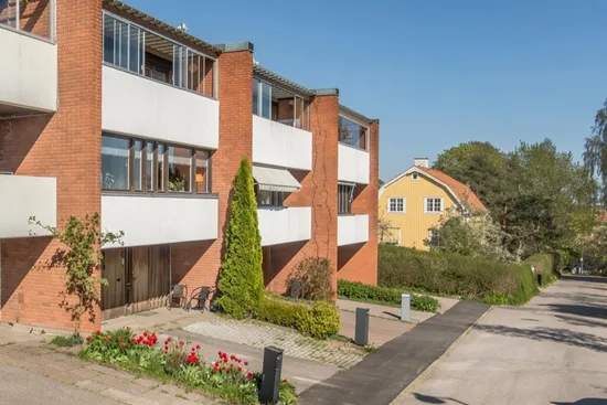 Radhus, Rosenhällsvägen 29, Centralt Öster, Nyköping