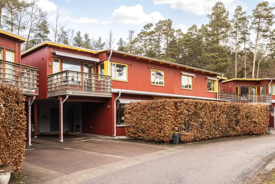 Villa, Radhus, Naturstensvägen 31, Mölnlycke - S Kullbäckstorp, Härryda