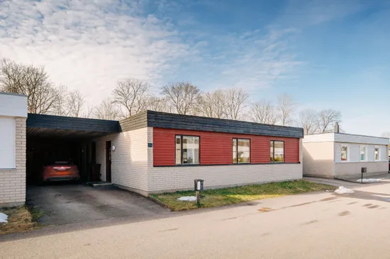 Villa, Radhus, Segolsgatan 24, Dala, Mariestad