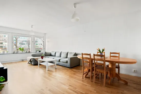 Bostadsrätt, Kyrkbacken 26, Hagalund, Solna