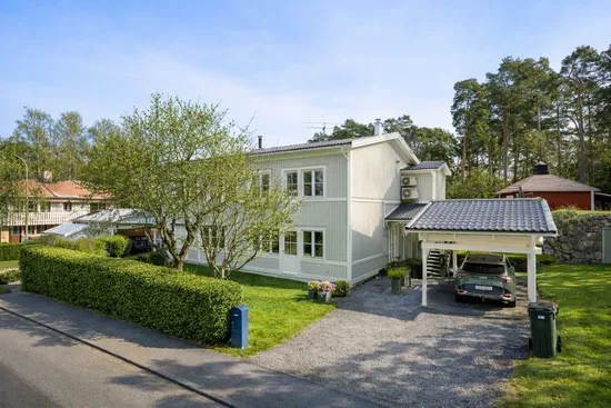 Villa, Radhus, Glädjevägen 14A, Hässelby Villastad, Stockholm