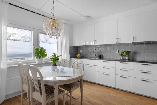 Bostadsrätt, Kanelgränd 23, Farmarstigen, Tyresö