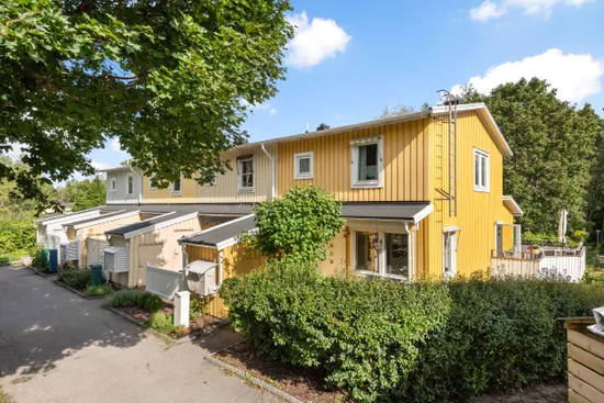 Villa, Radhus, Kopparvägen 82, Skarpäng, Täby