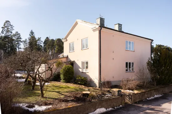 Villa, Lustigkullagatan 9, Lustigkulla, Västerås