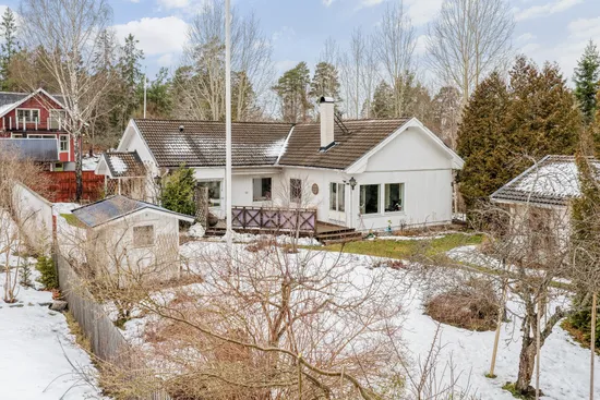 Villa, Glimmervägen 15B, Ytterby Resarö, Vaxholm