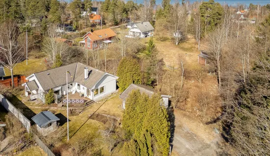 Villa, Glimmervägen 15B, Ytterby Resarö, Vaxholm