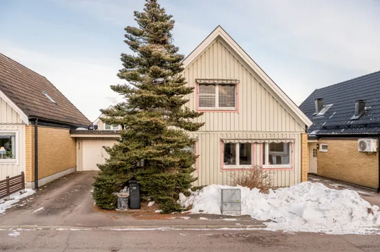 Villa, Fackelrosgatan 30, Karlstad