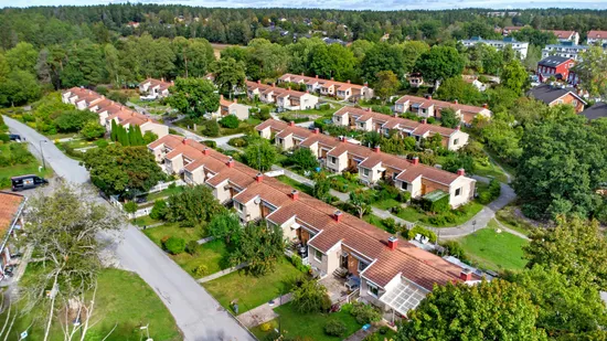 Villa, Radhus, Grindstugärde 3, Gustavsberg Norra Bruksgatorna, Värmdö