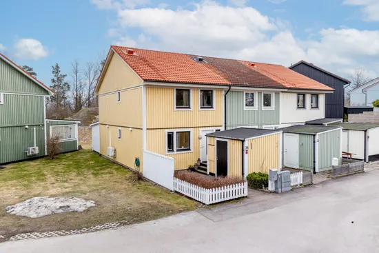 Radhus, Kvadratgränd 34, Kokosnöten, Oskarshamn