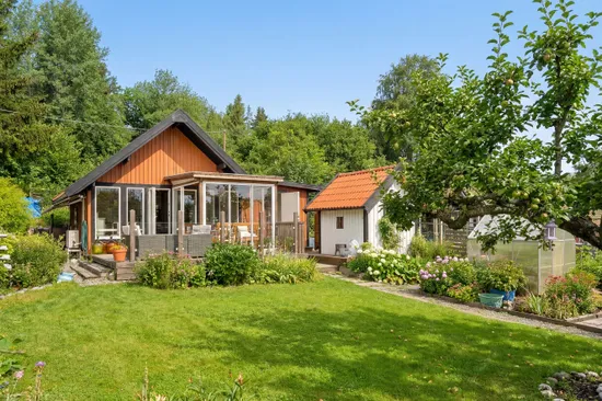 Villa, Ekedals byväg 61, Huddinge