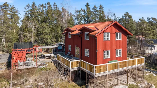 Villa, Koviksuddsvägen 18, Skeviksstrand, Värmdö