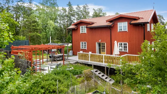 Villa, Koviksuddsvägen 18, Skeviksstrand, Värmdö