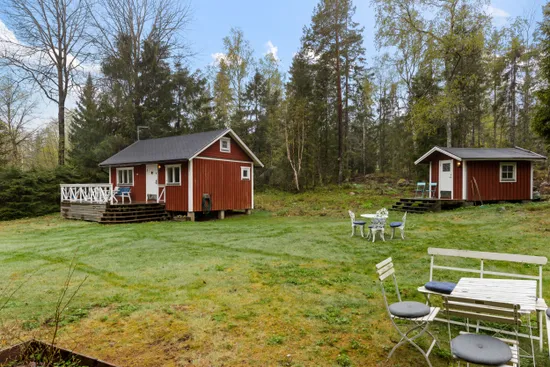 Fritidshus, Rödjavägen 2, Fjällboholmar, Norrtälje