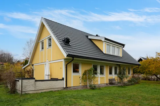 Villa, Björnflokevägen 1, Vällingby - Kälvesta, Stockholm