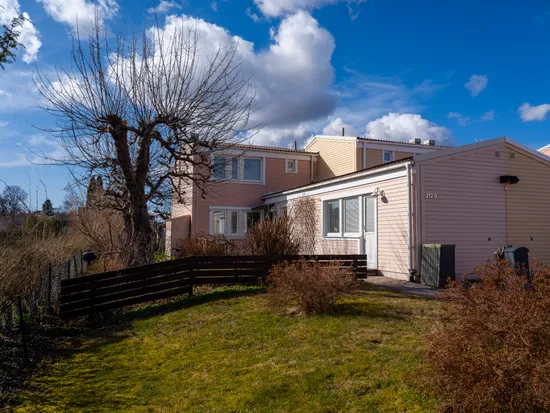 Villa, Radhus, Vasavägen 212D, Rotebro, Sollentuna