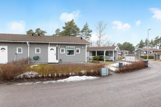 Bostadsrätt, Radhus, Skörbyhöjden 19, Bålsta Skörby, Håbo