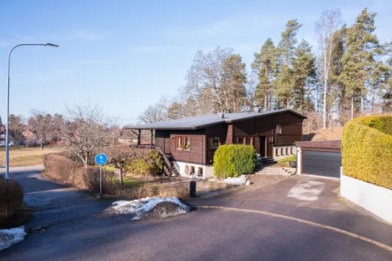 Villa, Minkvägen 18, Finspång