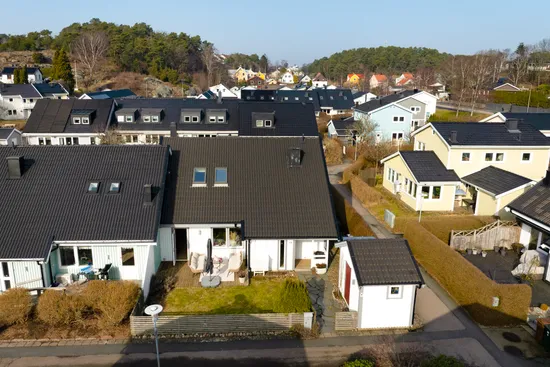 Villa, Radhus, Lonsegårdsvägen 19, Grimmered, Göteborg