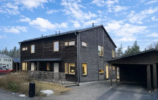 Radhus, Sandviksvägen 11 B, Norrboda, Upplands-Bro