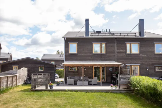 Radhus, Sandviksvägen 11 B, Norrboda, Upplands-Bro