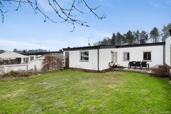 Villa, Radhus, Rosendalsvägen 23, Odenslunda, Upplands Väsby