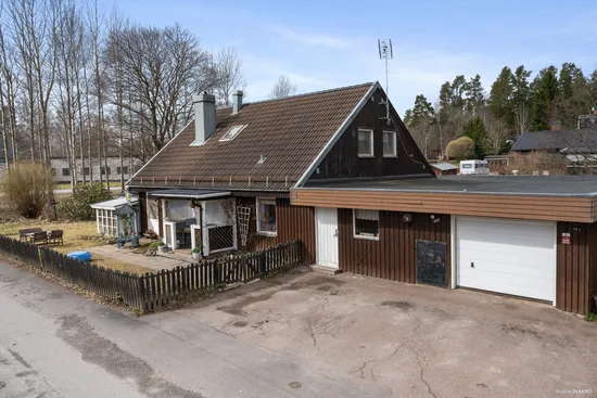 Villa, Fabriksvägen 1, Mora By, Säter