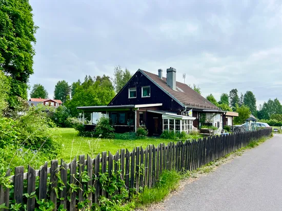 Villa, Fabriksvägen 1, Mora By, Säter