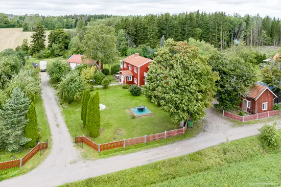 Villa, Gäsmesta Nybyborg 33, Börje, Uppsala