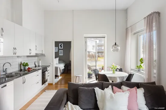 Bostadsrätt, Mjörnbo Allé 12, Centralt, Lerum