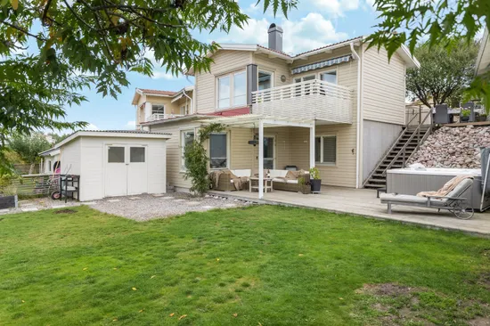 Villa, Radhus, Singelgränd 20, Ekerö Sandudden, Ekerö