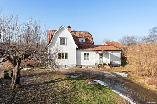 Villa, Kyrkvägen 3, Enköping