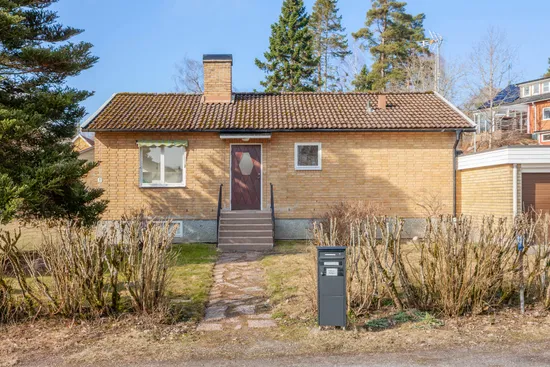 Villa, Högvägen 1, Hagalund, Nyköping