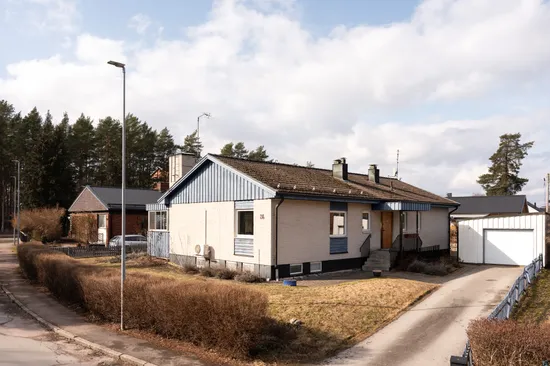 Villa, Infanterigatan 216, Viksäng, Västerås