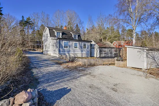 Villa, Roslagsvägen 241, Österåker