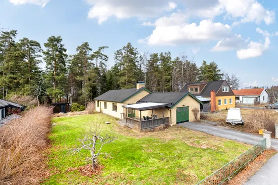 Villa, Sveabergsvägen 15, Vendelsö, Haninge