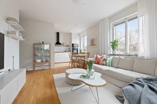 Bostadsrätt, Uppfartsvägen 12, Råsunda, Solna