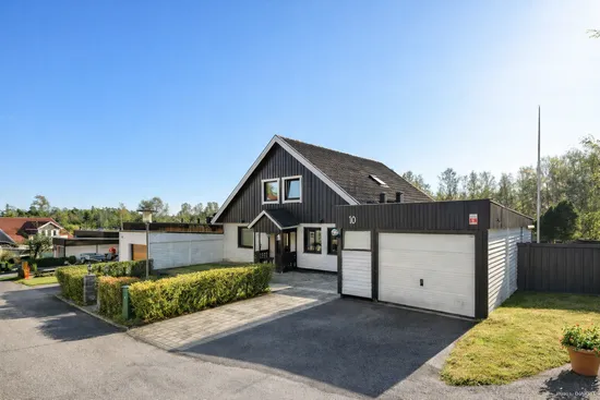 Villa, Radhus, Prästkragestigen 10, Salem