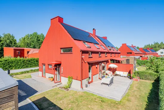 Radhus, Rusthållarvägen 24B, Näs-Focksta, Uppsala