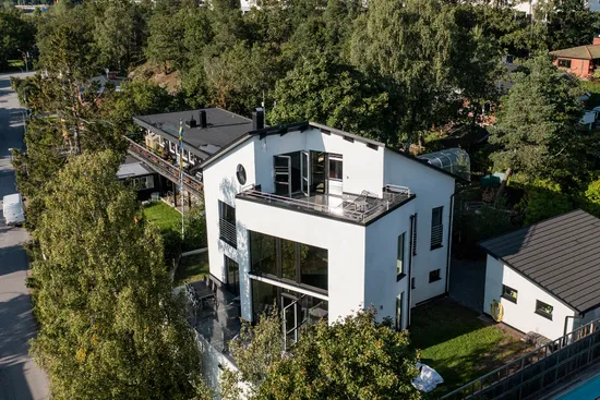 Villa, Bergsvägen 14, Segeltorp, Huddinge